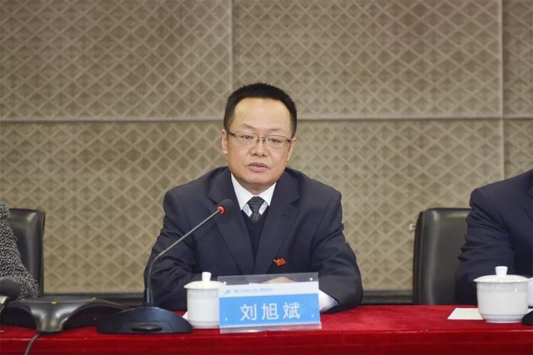 欧美少妇人妻精品写真 | 成熟风韵穿搭指南 | 轻熟气质搭配技巧