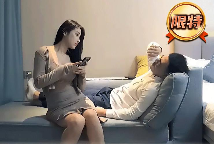 精品久久久久久久久亚洲精品的相关介绍