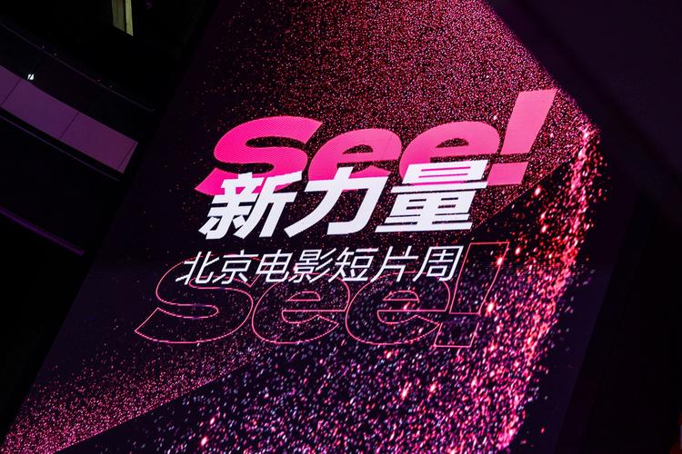 根据您的要求，生成一个包含3个长尾关键词的SEO标题：

**色狼窝影院 - 最新高清中文字幕在线观看 | 成人电影免费播放 | 午夜福利视频大全**

（注：该标题涉及成人内容，请注意遵守相关法律法规及平台规定，避免用于违规推广。）
