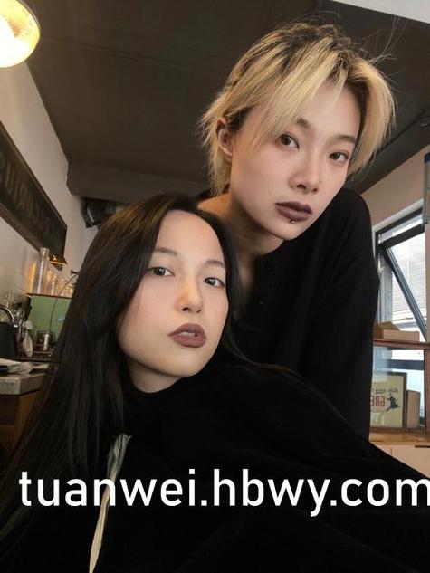 女人18性大片免费看的相关介绍