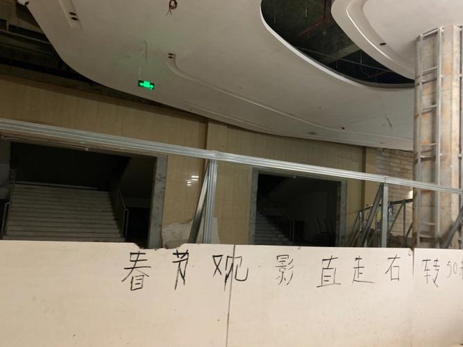 男生电影院：专属兄弟观影指南，解锁硬核大片与热血长尾关键词推荐
