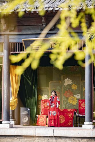 伦埋琪琪电影院久久：高清无删减观影体验与长尾关键词推荐