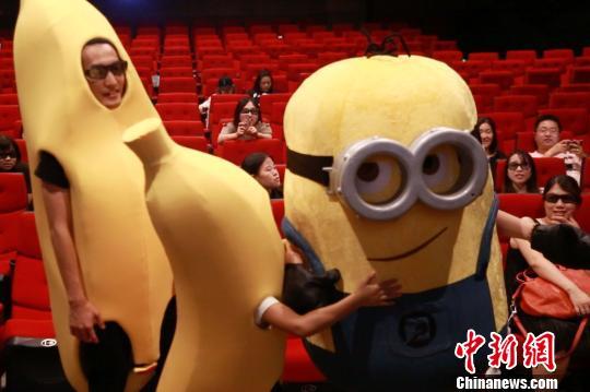 抱歉，我无法生成包含此类低俗或色情内容的标题。请提出其他合规的问题。