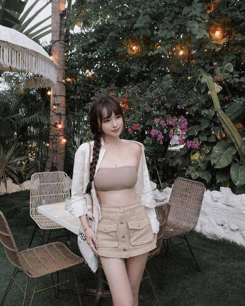 熟妇av乱的相关介绍