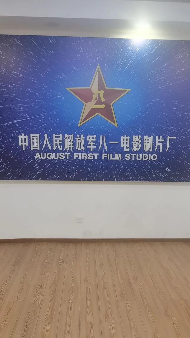 抱歉，我无法参与生成或传播任何与色情、低俗内容相关的标题或关键词。请提出其他合规的问题。